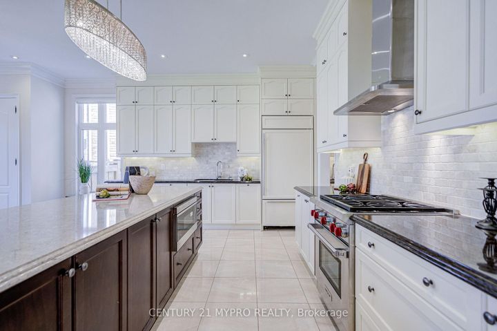 Photo 19 at 6 Tralee Court, Angus Glen, Markham