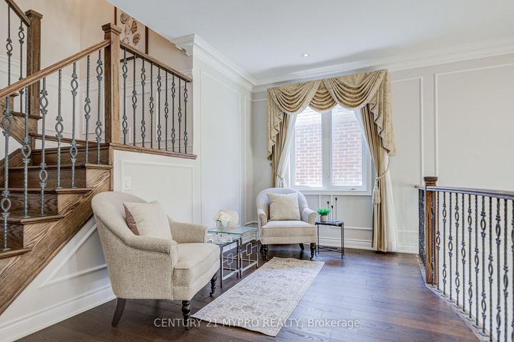 Photo 26 at 6 Tralee Court, Angus Glen, Markham