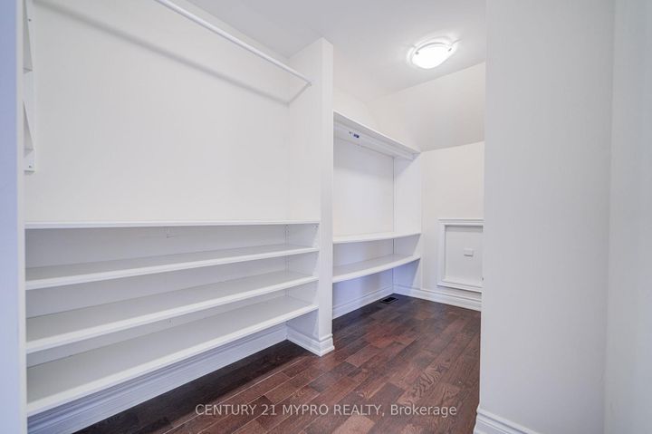 Photo 41 at 6 Tralee Court, Angus Glen, Markham