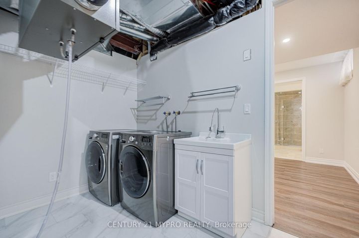 Photo 44 at 6 Tralee Court, Angus Glen, Markham