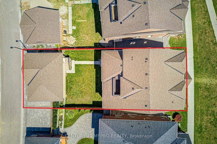 Photo 47 at 6 Tralee Court, Angus Glen, Markham