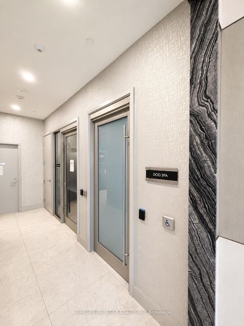 Photo 34 at 301 - 20 Gatineau Drive, Beverley Glen, Vaughan