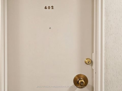 Photo 6 at 402 - 60 Montclair Avenue, Forest Hill South, Toronto