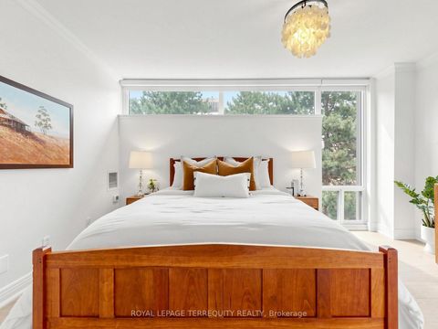 Photo 23 at 402 - 60 Montclair Avenue, Forest Hill South, Toronto