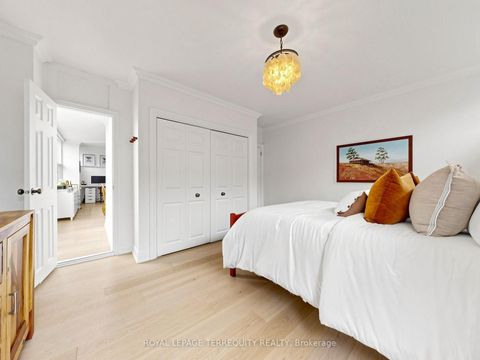 Photo 24 at 402 - 60 Montclair Avenue, Forest Hill South, Toronto