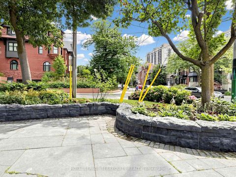 Photo 37 at 402 - 60 Montclair Avenue, Forest Hill South, Toronto