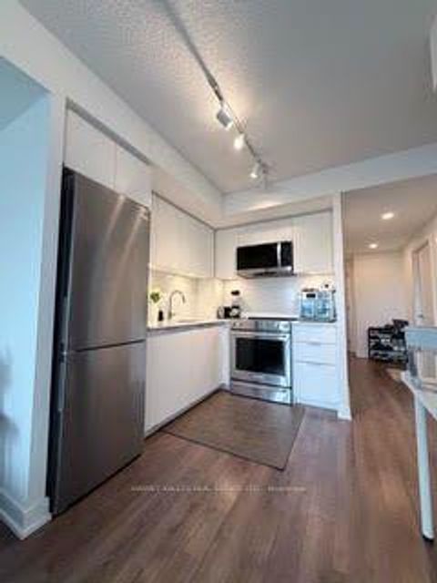 Photo 4 at 901 - 30 Samuel Wood Way, City Centre West, Toronto