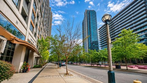 Photo 3 at 714 - 35 Bastion Street, Niagara, Toronto