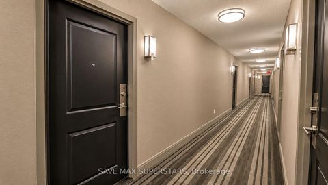 Photo 7 at 714 - 35 Bastion Street, Niagara, Toronto