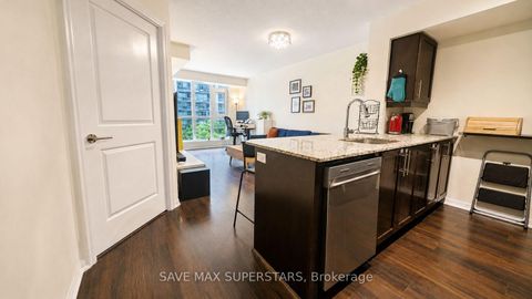 Photo 11 at 714 - 35 Bastion Street, Niagara, Toronto