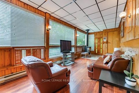 Photo 7 at 87 Hullmar Drive, Black Creek, Toronto
