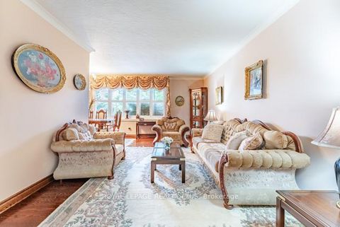 Photo 9 at 87 Hullmar Drive, Black Creek, Toronto