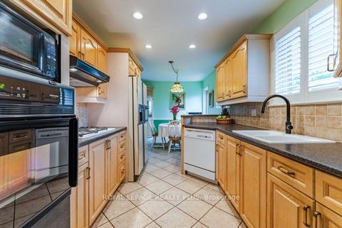 Photo 13 at 87 Hullmar Drive, Black Creek, Toronto