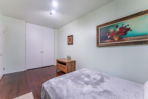 Photo 23 at 87 Hullmar Drive, Black Creek, Toronto