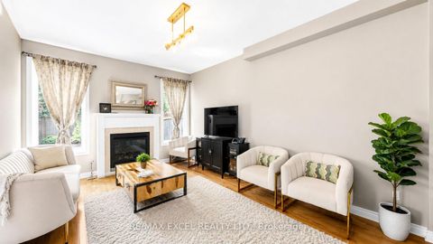 Photo 1 at 176 Sir Sanford Fleming Way, Patterson, Vaughan