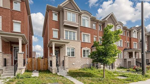 Photo 1 at 138 Cleanside Road, Birchmount, Toronto