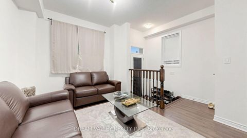 Photo 5 at 138 Cleanside Road, Birchmount, Toronto