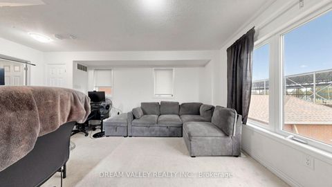 Photo 19 at 138 Cleanside Road, Birchmount, Toronto
