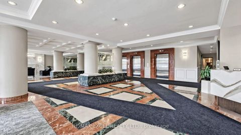 Photo 4 at 718 - 11 Townsgate Drive, Yorkhill, Vaughan