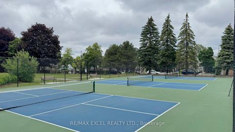 Photo 35 at 718 - 11 Townsgate Drive, Yorkhill, Vaughan