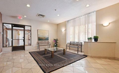 Photo 2 at 603 - 135 George Street S, Waterfront Communities C8, Toronto