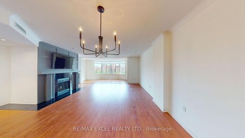 Photo 16 at 603 - 135 George Street S, Waterfront Communities C8, Toronto