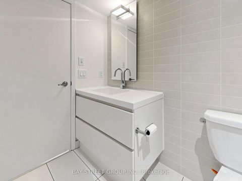Photo 18 at 316 - 85 Queens Wharf Road, Waterfront Communities C1, Toronto