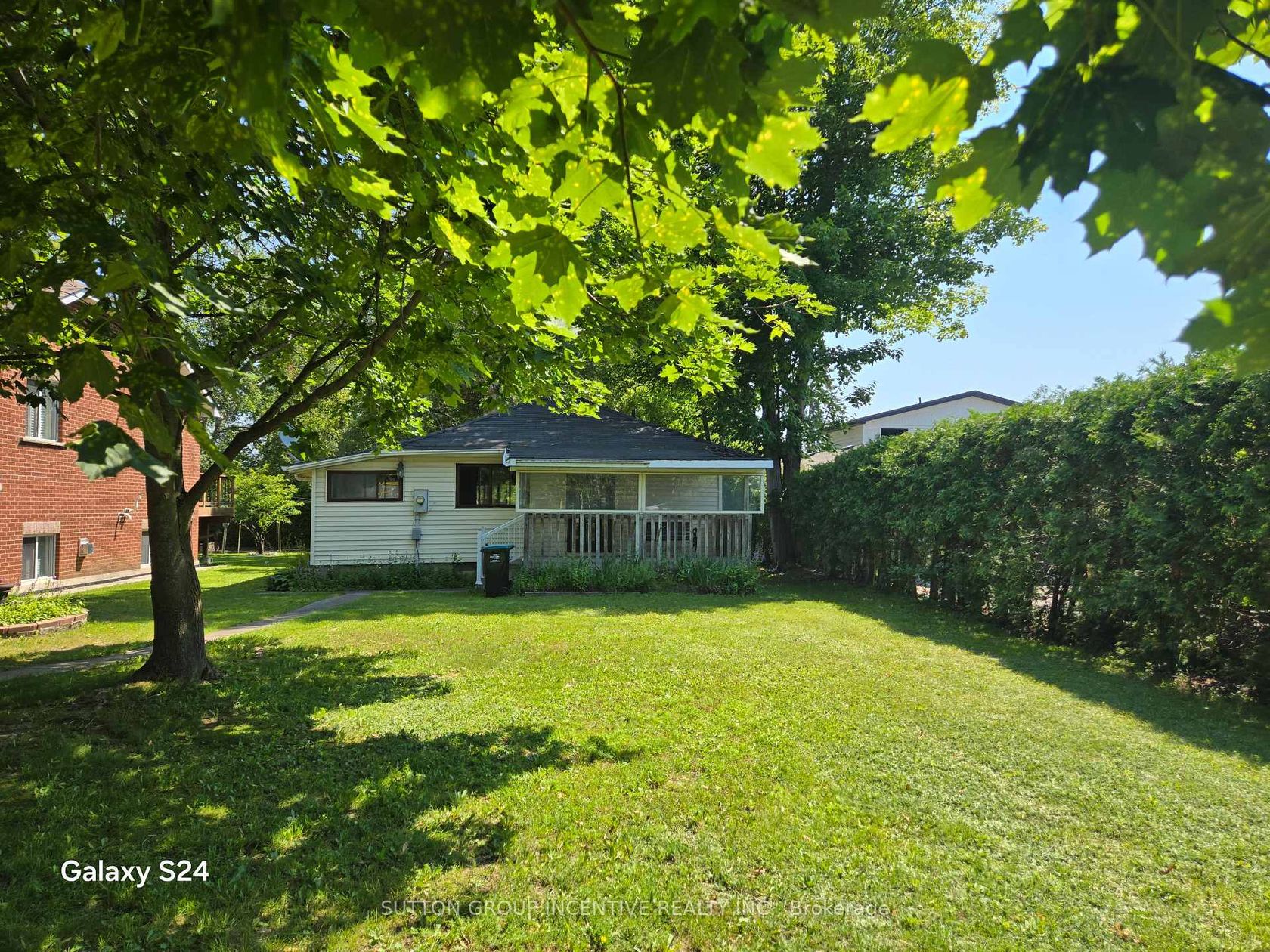 1737 St. John