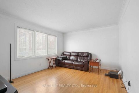 Photo 1 at 39 Churchill Avenue, Willowdale West, Toronto