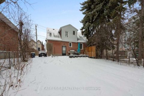 Photo 16 at 39 Churchill Avenue, Willowdale West, Toronto