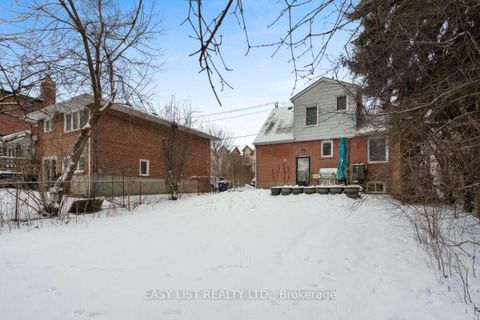 Photo 17 at 39 Churchill Avenue, Willowdale West, Toronto