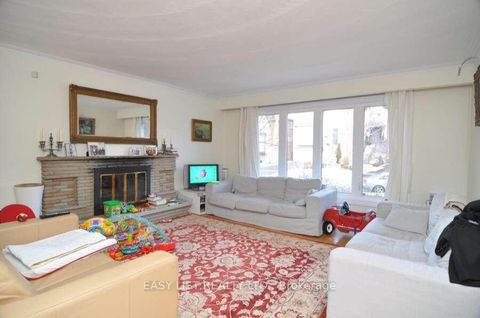 Photo 1 at 43 Churchill Avenue, Willowdale West, Toronto