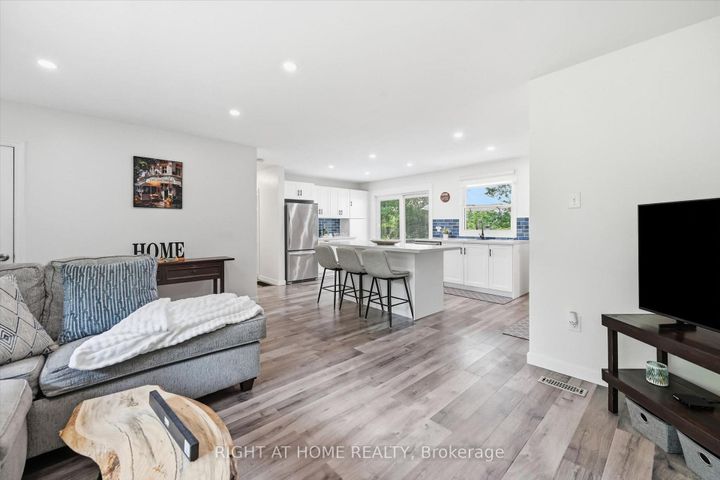 Photo 7 at 263 Weir's Lane, Greensville, Hamilton
