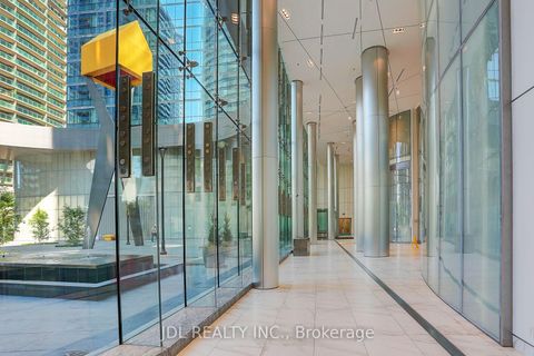 Photo 4 at 2012 - 14 York Street, Waterfront Communities C1, Toronto
