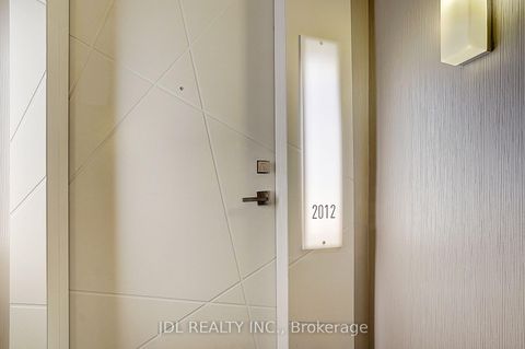 Photo 7 at 2012 - 14 York Street, Waterfront Communities C1, Toronto