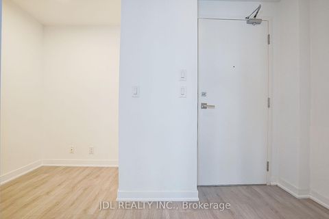 Photo 8 at 2012 - 14 York Street, Waterfront Communities C1, Toronto