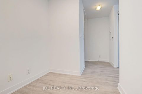 Photo 10 at 2012 - 14 York Street, Waterfront Communities C1, Toronto