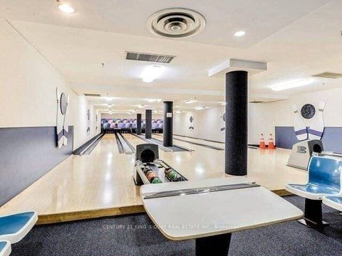 Photo 5 at 3231 - 68 Corporate Drive, Woburn, Toronto