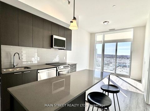 Photo 4 at PH06 - 185 Deerfield Road, Central Newmarket, Newmarket