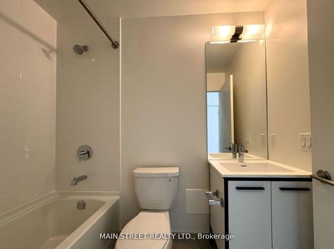 Photo 10 at PH06 - 185 Deerfield Road, Central Newmarket, Newmarket