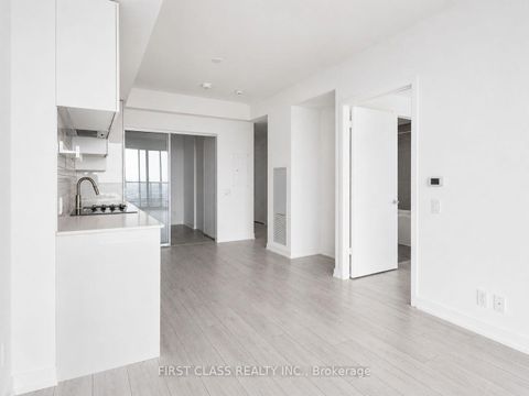 Photo 4 at 6005 - 5 Buttermill Avenue, Vaughan Corporate Centre, Vaughan