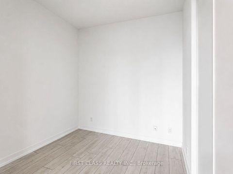 Photo 5 at 6005 - 5 Buttermill Avenue, Vaughan Corporate Centre, Vaughan