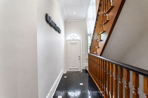 Photo 21 at 161 Renaissance Court, Beverley Glen, Vaughan