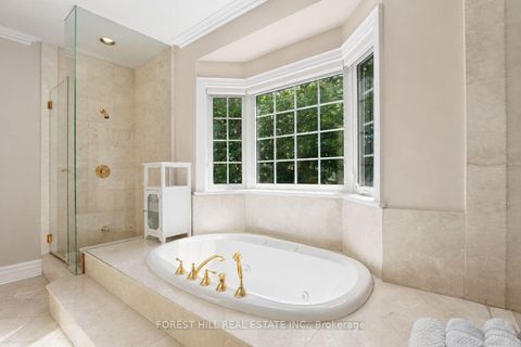 Photo 27 at 161 Renaissance Court, Beverley Glen, Vaughan