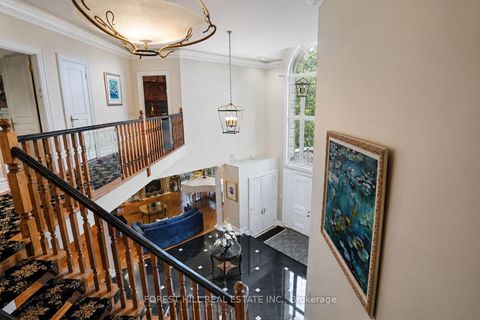Photo 32 at 161 Renaissance Court, Beverley Glen, Vaughan