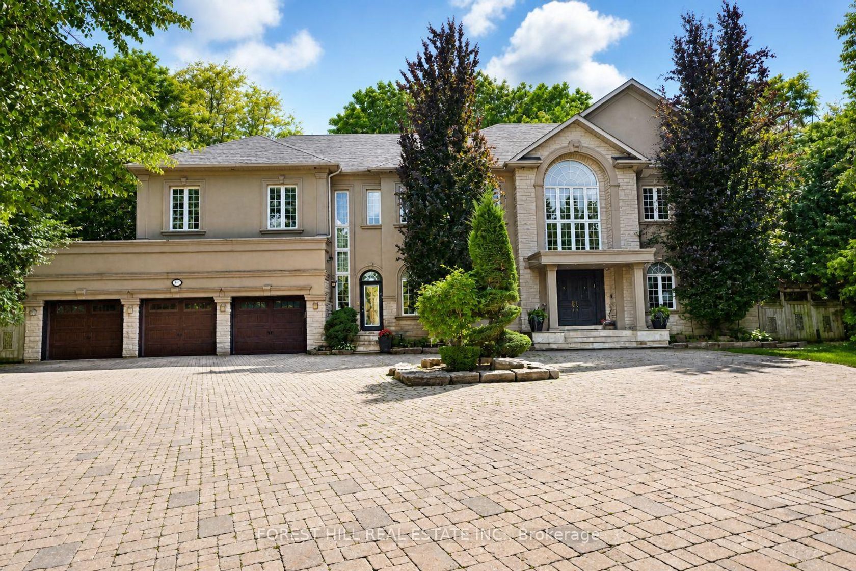 161 Renaissance Court, Beverley Glen, Vaughan photo 4