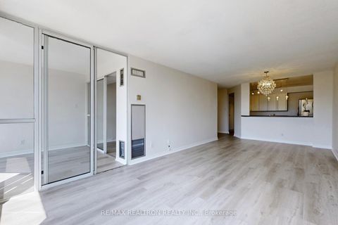 Photo 4 at 407 - 1131 Steeles Avenue W, Branson, Toronto