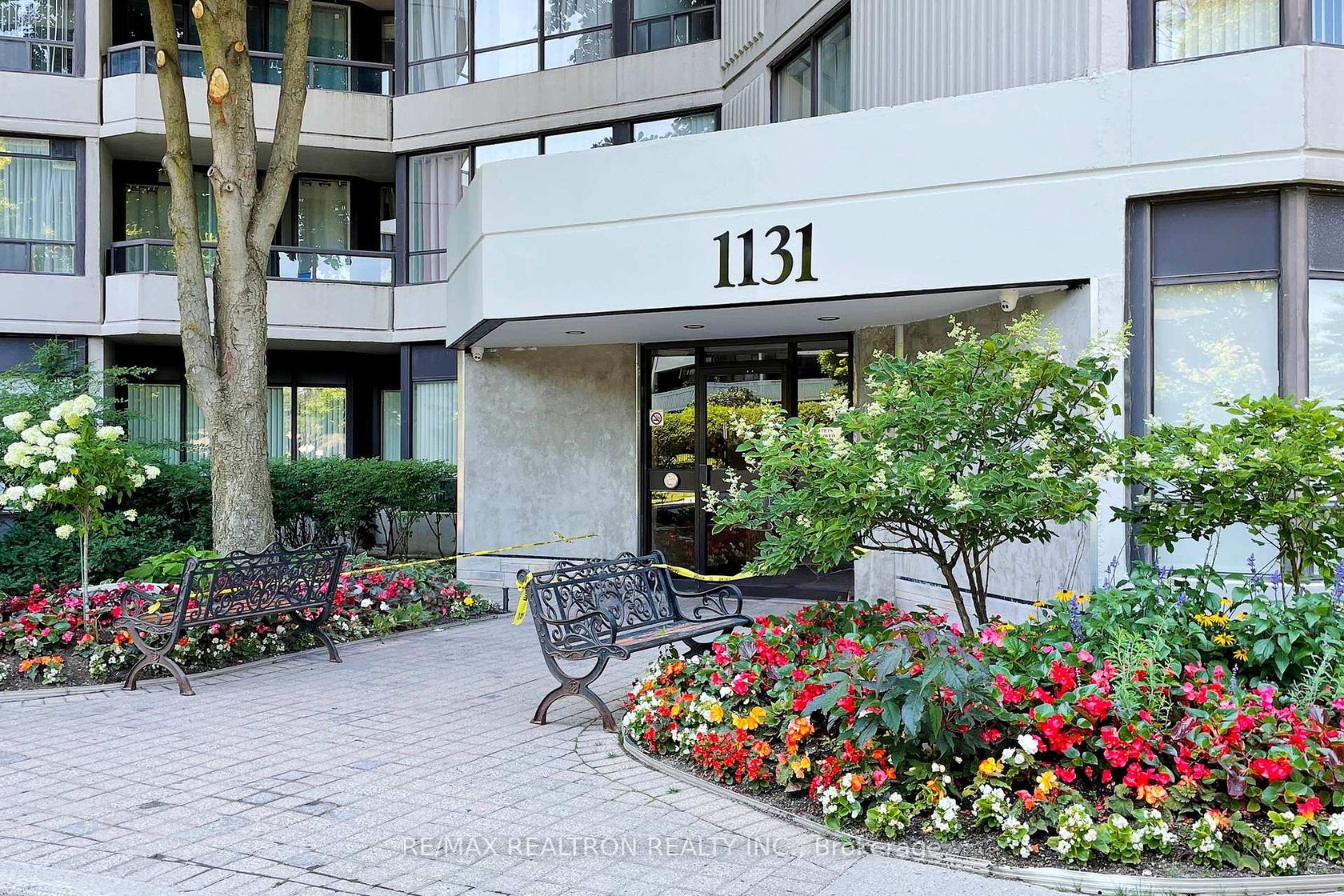 407 - 1131 Steeles Avenue W, Branson, Toronto photo number 2