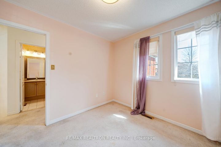 Photo 36 at 60 Harmony Road, Patterson, Vaughan