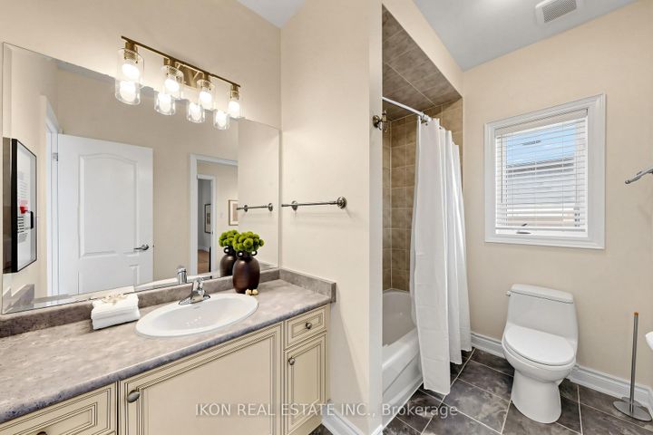 Photo 34 at 20 16th Lane, Unionville, Markham